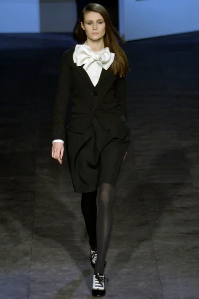 Look 24